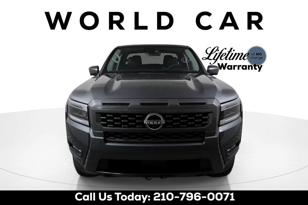 Used 2025 Nissan Frontier SL AWD/4WD image 2