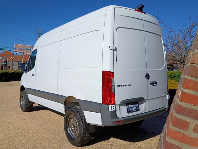 Used 2025 Mercedes-Benz Sprinter 2500 image 10