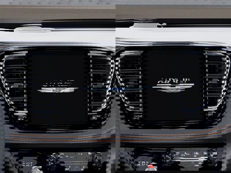 New 2025 Chrysler Pacifica Pinnacle image 44