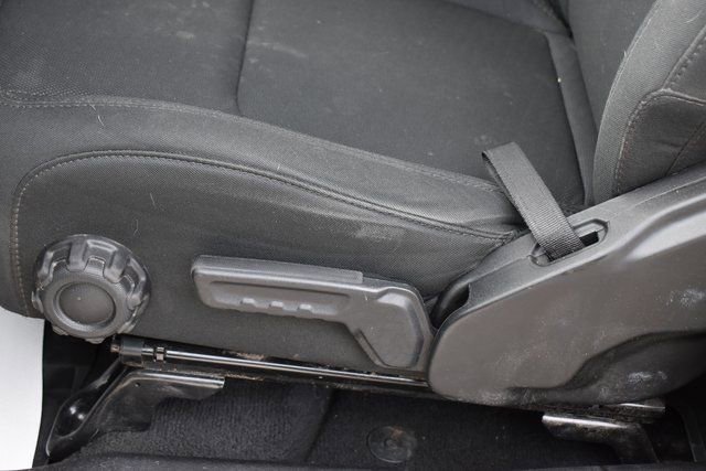 Used 2023 Jeep Gladiator Sport image 17