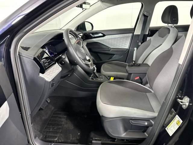 Used 2024 Volkswagen Taos S image 11