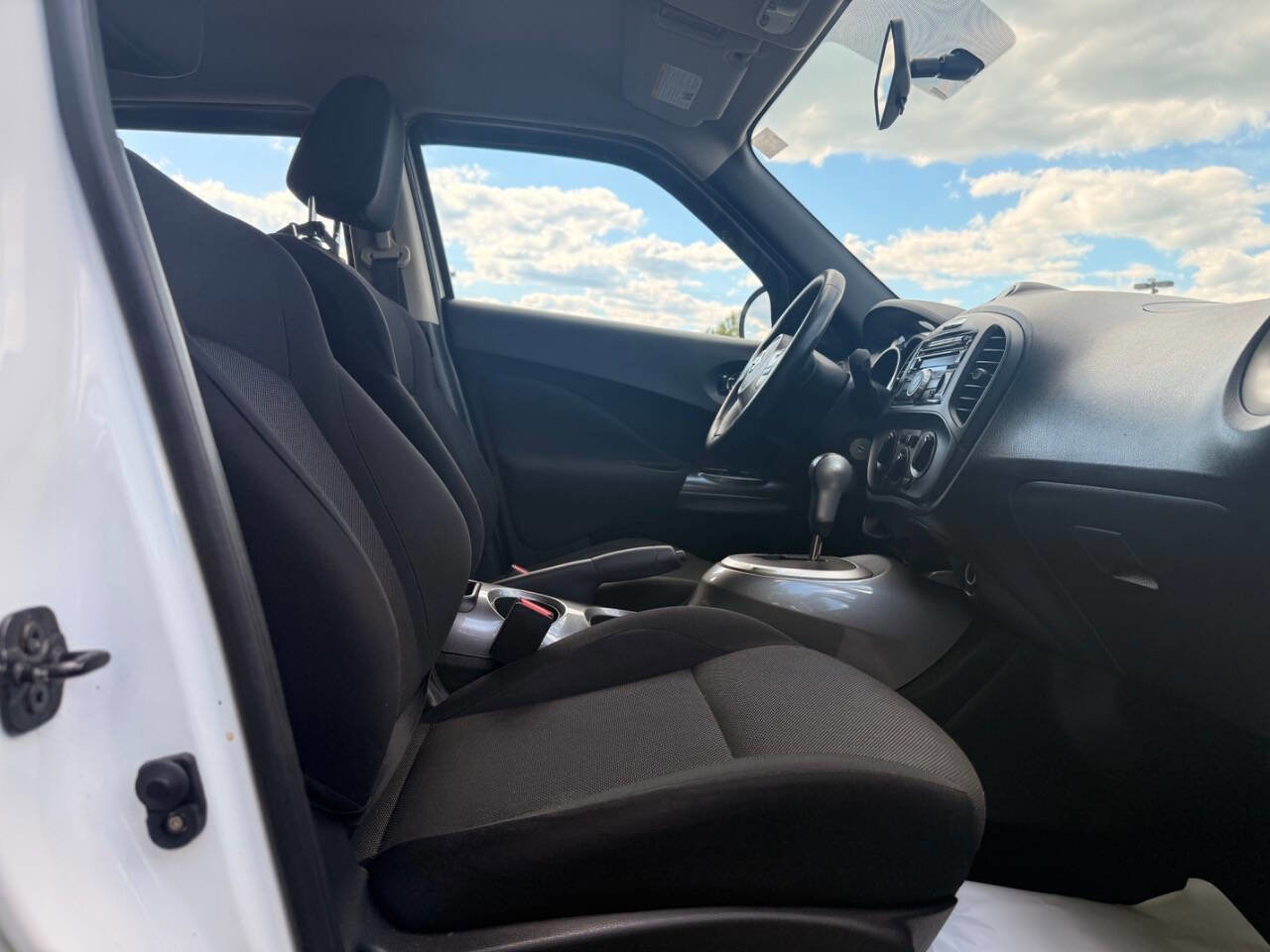 Used 2014 Nissan Juke S AWD/4WD image 12