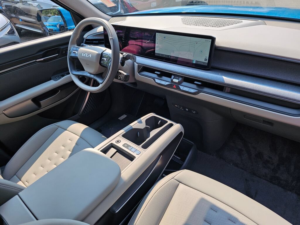New 2026 Kia EV9 Wind AWD/4WD image 32