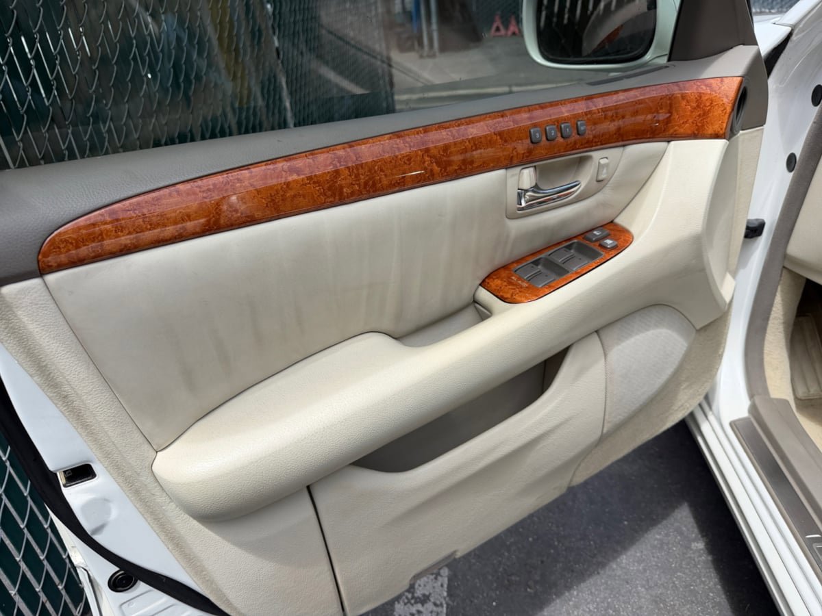 Used 2003 Lexus LS 430 RWD image 11