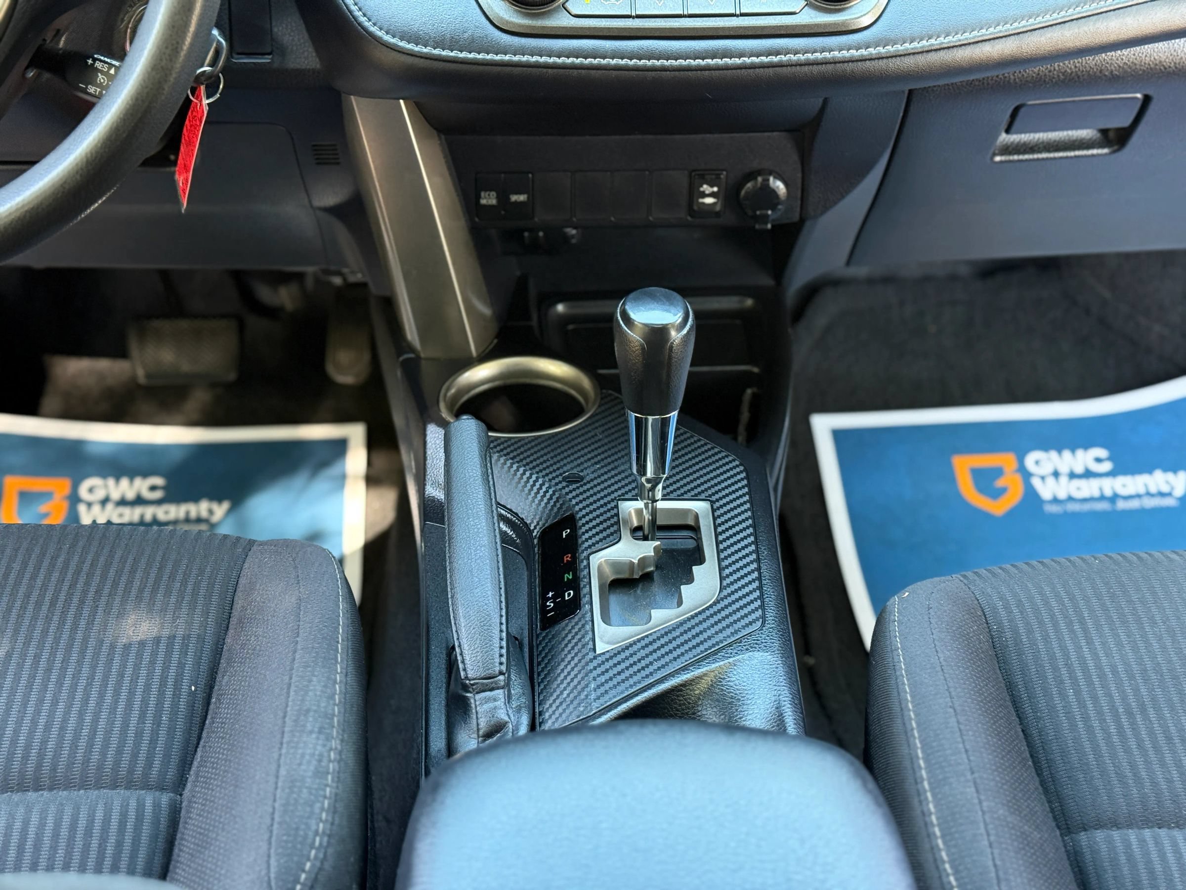 Used 2013 Toyota RAV4 XLE FWD image 21