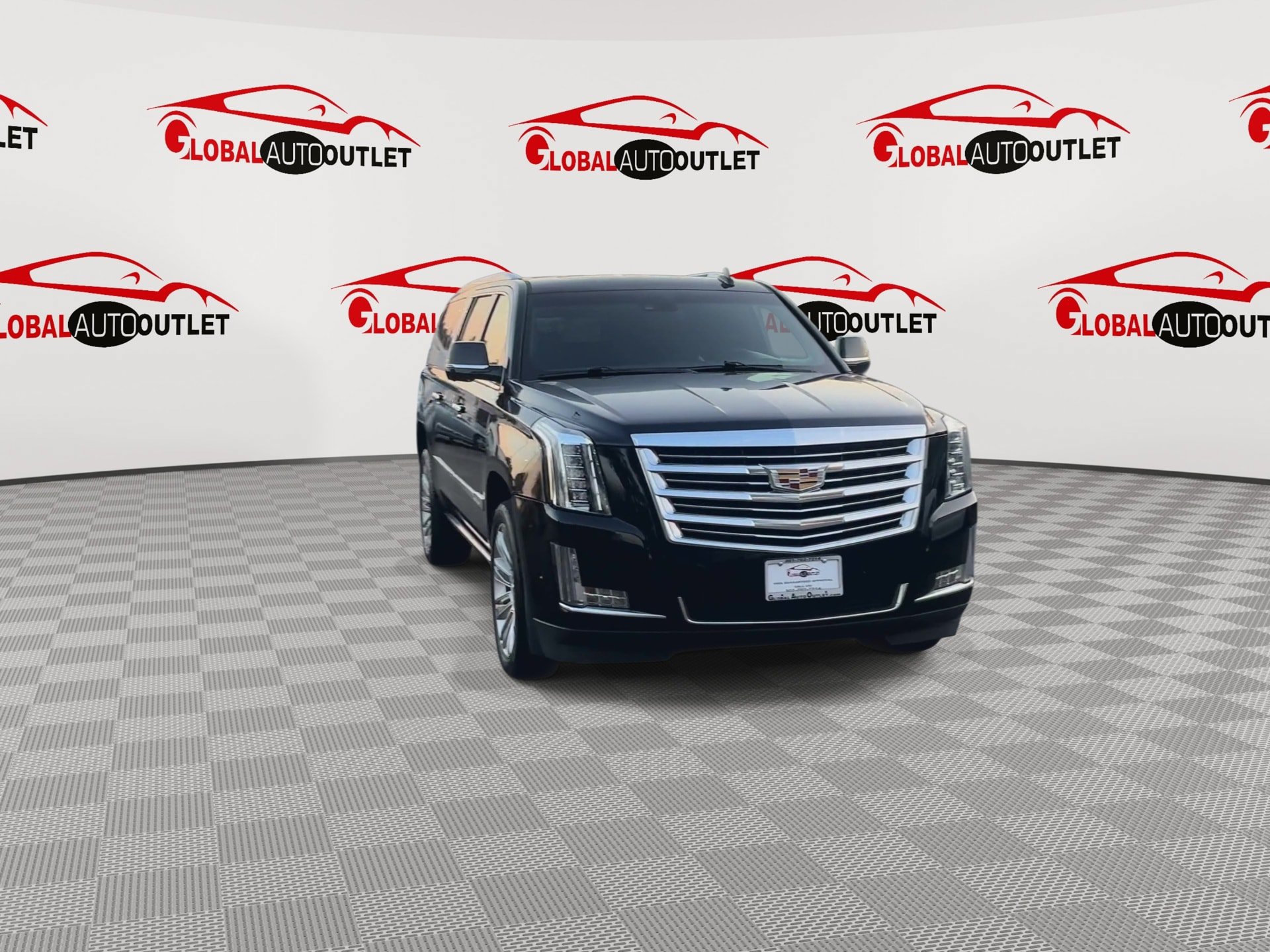 Used 2019 Cadillac Escalade ESV Platinum AWD/4WD image 3