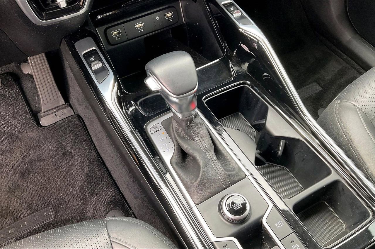 Used 2023 Kia Sorento SX image 34