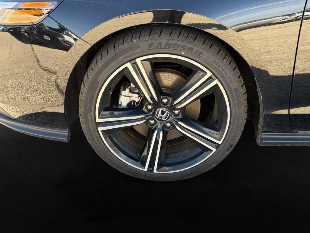 Used 2024 Honda Accord Sport image 12