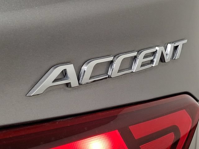 Used 2022 Hyundai Accent SEL FWD image 28