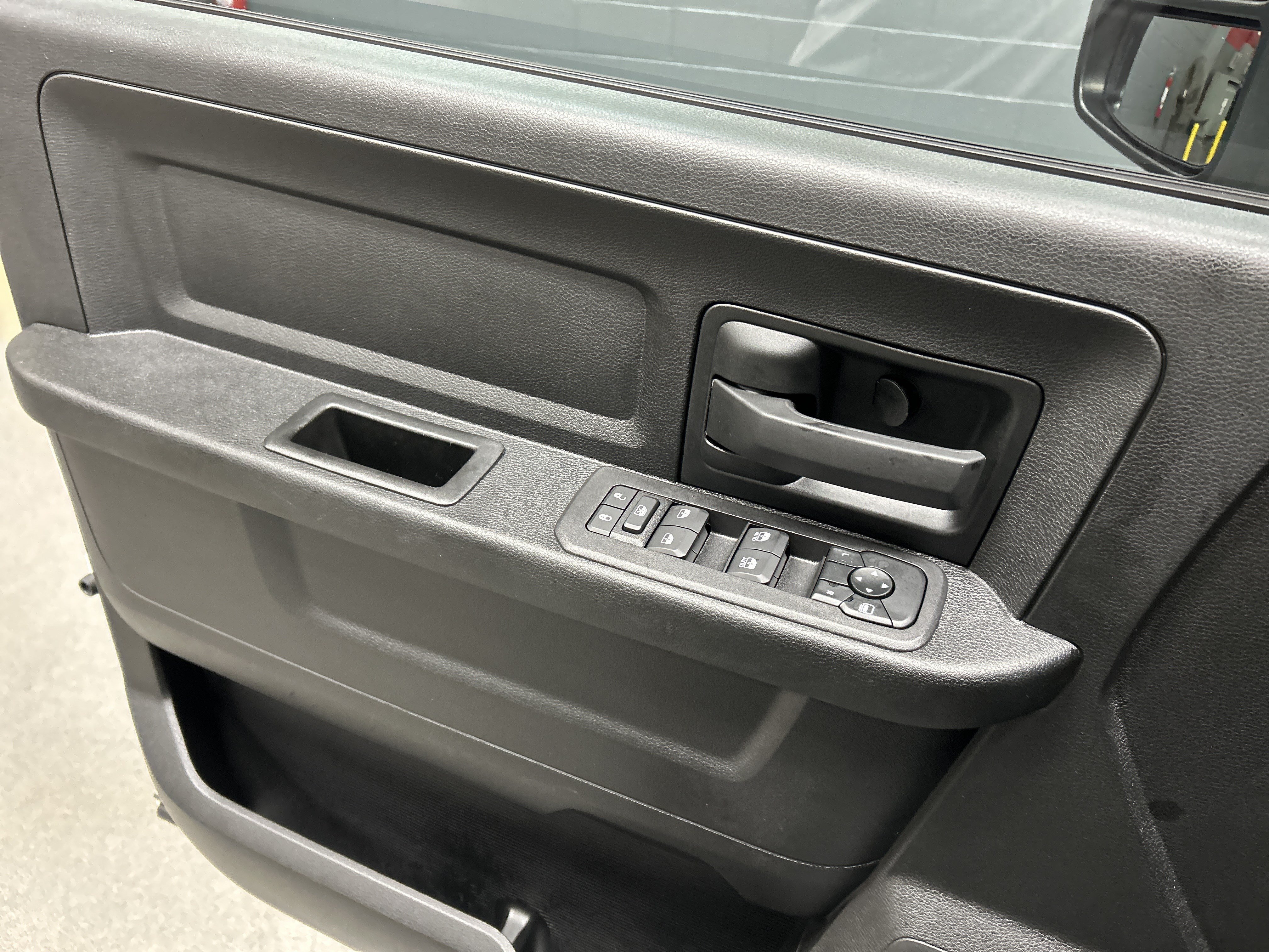 Used 2025 RAM 2500 Tradesman AWD/4WD image 14