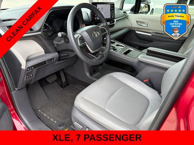 Used 2021 Toyota Sienna XLE FWD image 18