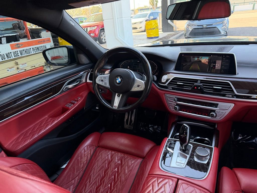 Used 2022 BMW 740i xDrive w/ M Sport Package image 37
