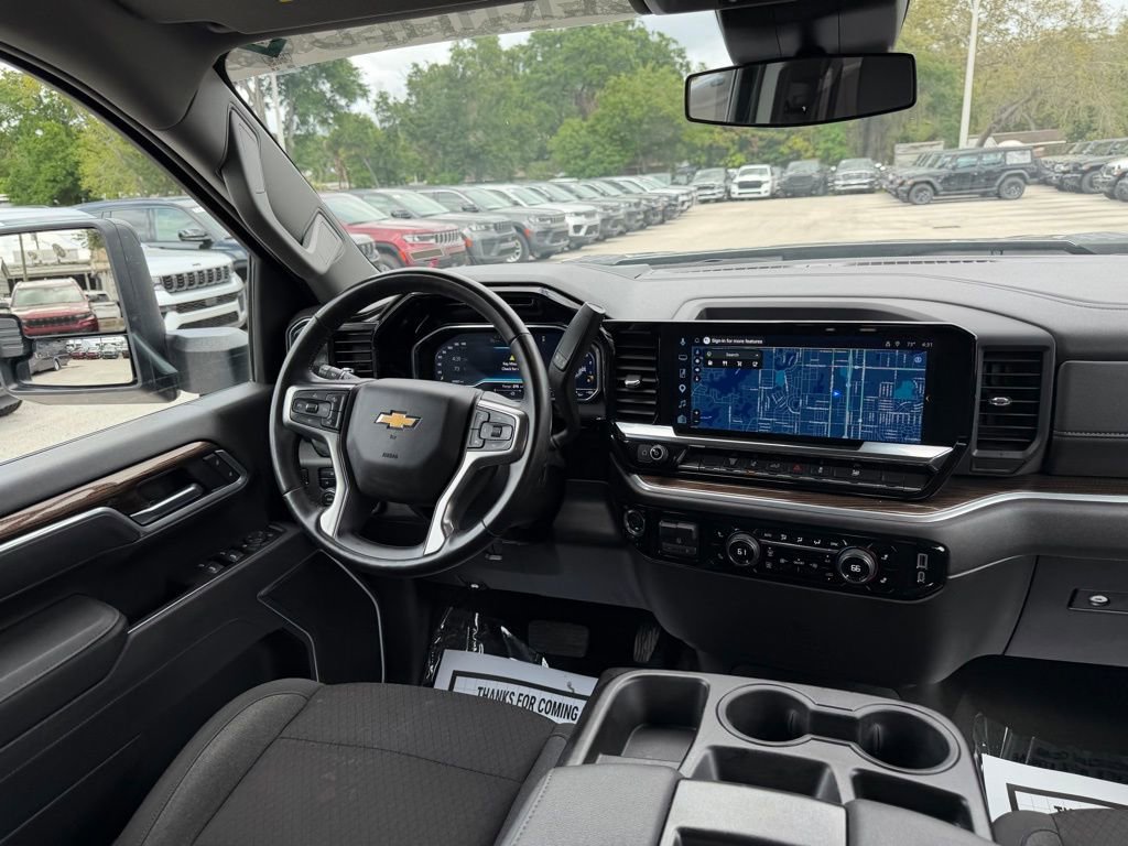 Used 2025 Chevrolet Silverado 2500 LT w/ Convenience Package image 35