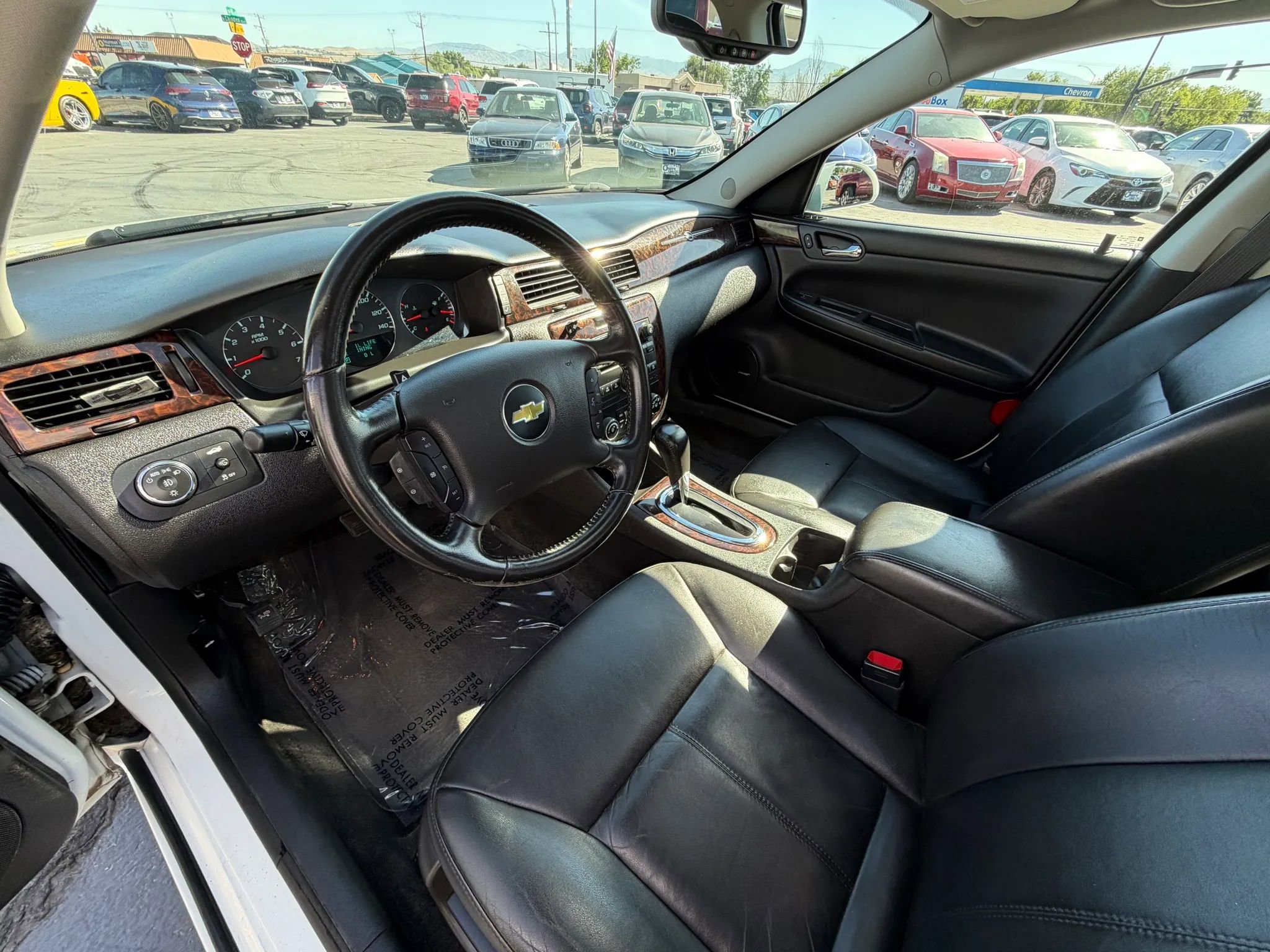 Used 2013 Chevrolet Impala LTZ FWD image 10