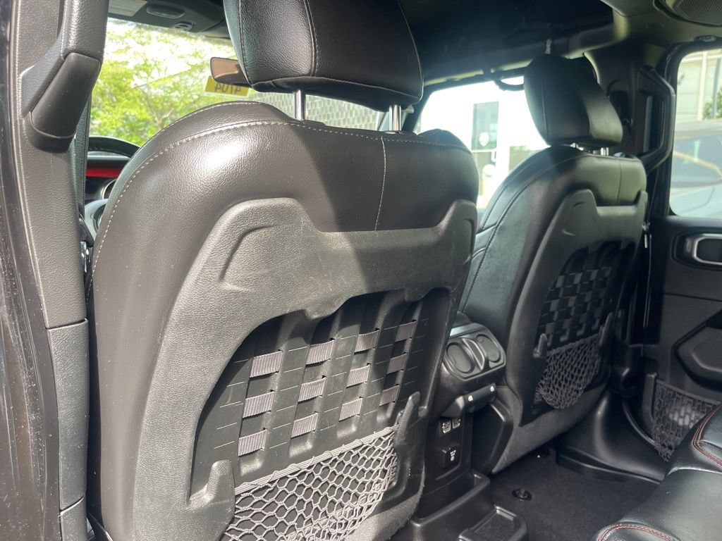 Used 2020 Jeep Wrangler Unlimited Rubicon w/ Dual Top Group AWD/4WD image 19