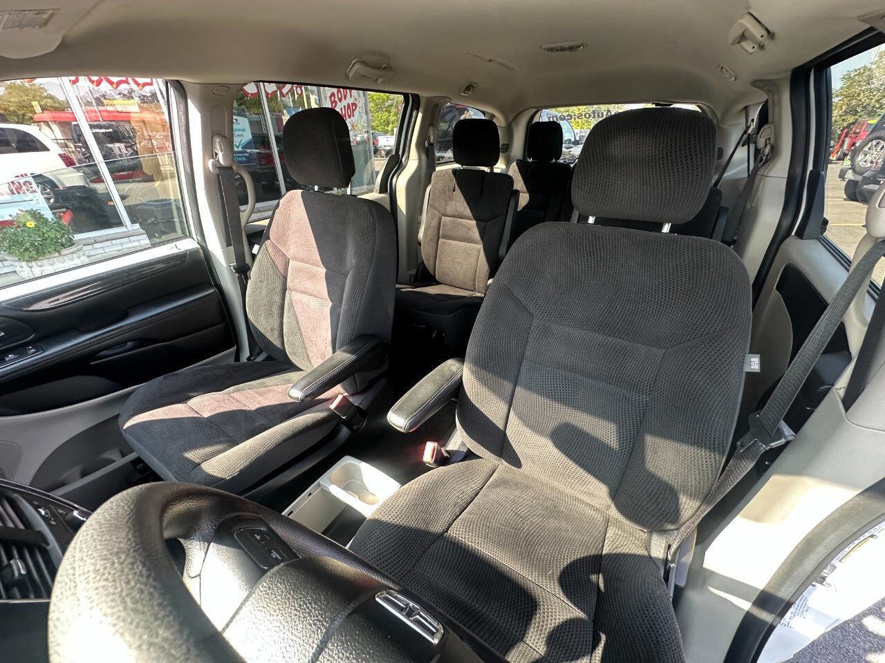 Used 2019 Dodge Grand Caravan SXT w/ Quick Order Package 29G SXT image 20