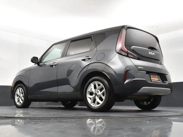 Used 2023 Kia Soul LX w/ Option Group 015 image 12