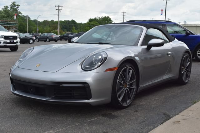 Used 2020 Porsche 911 Carrera w/ Premium Package RWD image 12