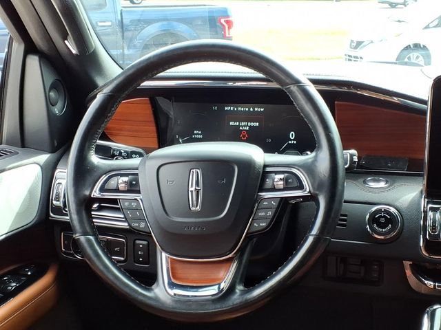 Used 2019 Lincoln Navigator L Reserve AWD/4WD image 13