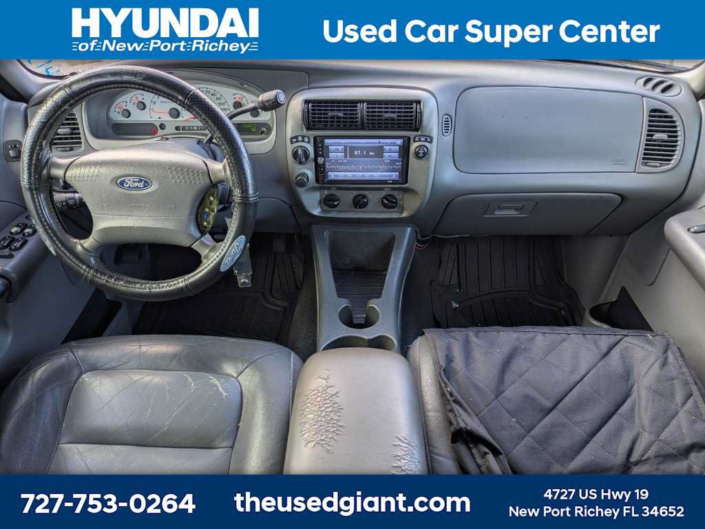Used 2004 Ford Explorer Sport Trac XLS AWD/4WD image 13