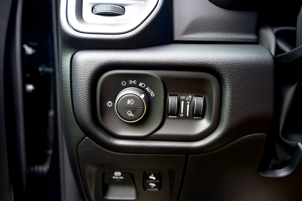 New 2026 RAM 1500 Lone Star AWD/4WD image 15
