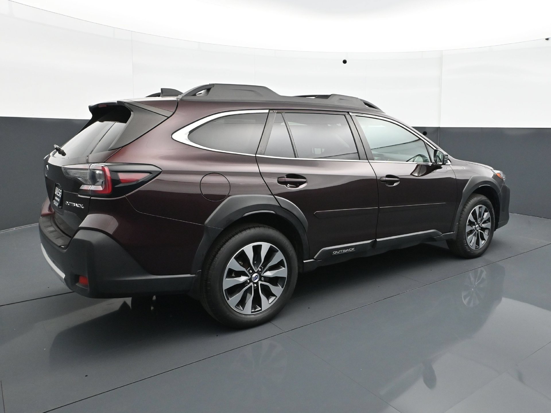 Used 2024 Subaru Outback Limited AWD/4WD image 7