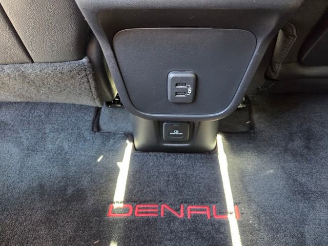 Used 2019 GMC Terrain Denali w/ Advanced Safety Package image 15