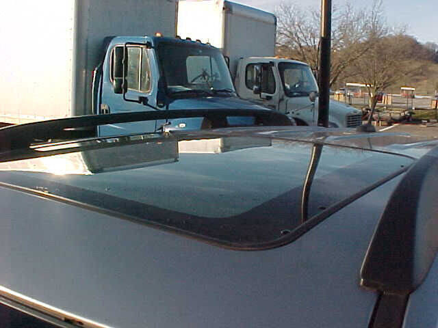 Used 2011 Subaru Forester 2.5X Premium w/ All-Weather Pkg image 4