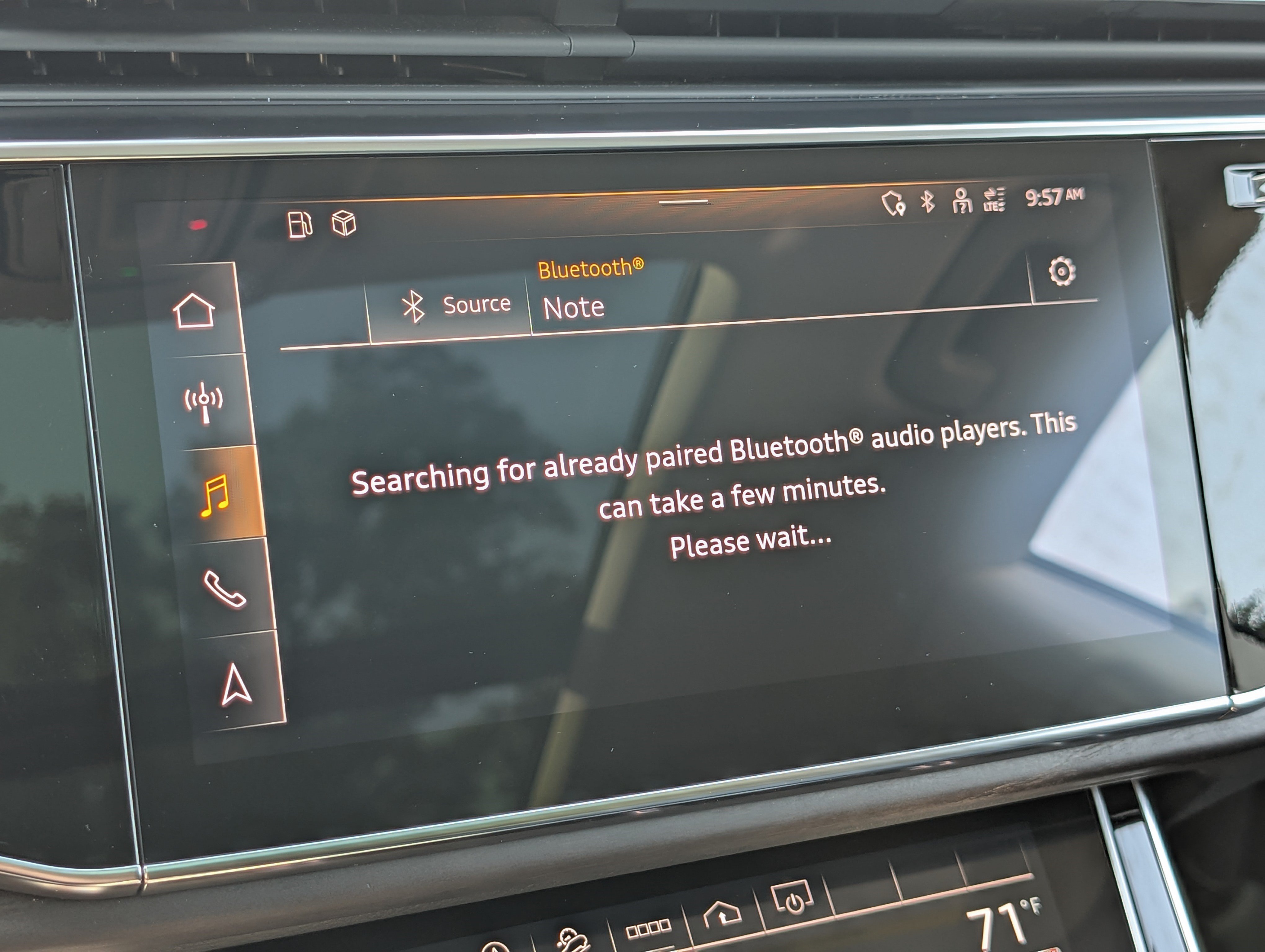 Used 2023 Audi Q8 Premium w/ Convenience Package AWD/4WD image 29