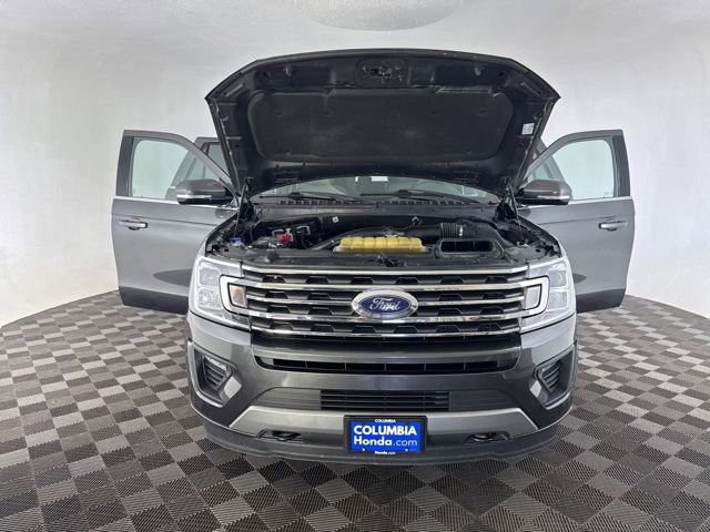 Used 2020 Ford Expedition XLT w/ Equipment Group 202A AWD/4WD image 14