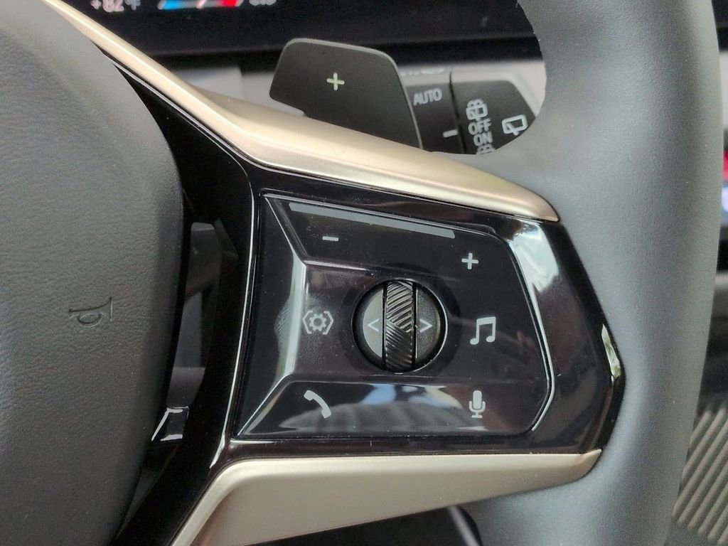 New 2025 BMW X3 xDrive30i w/ Premium Package image 26