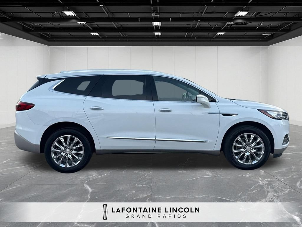 Used 2021 Buick Enclave Premium w/ Surround and Sites Package AWD/4WD image 6