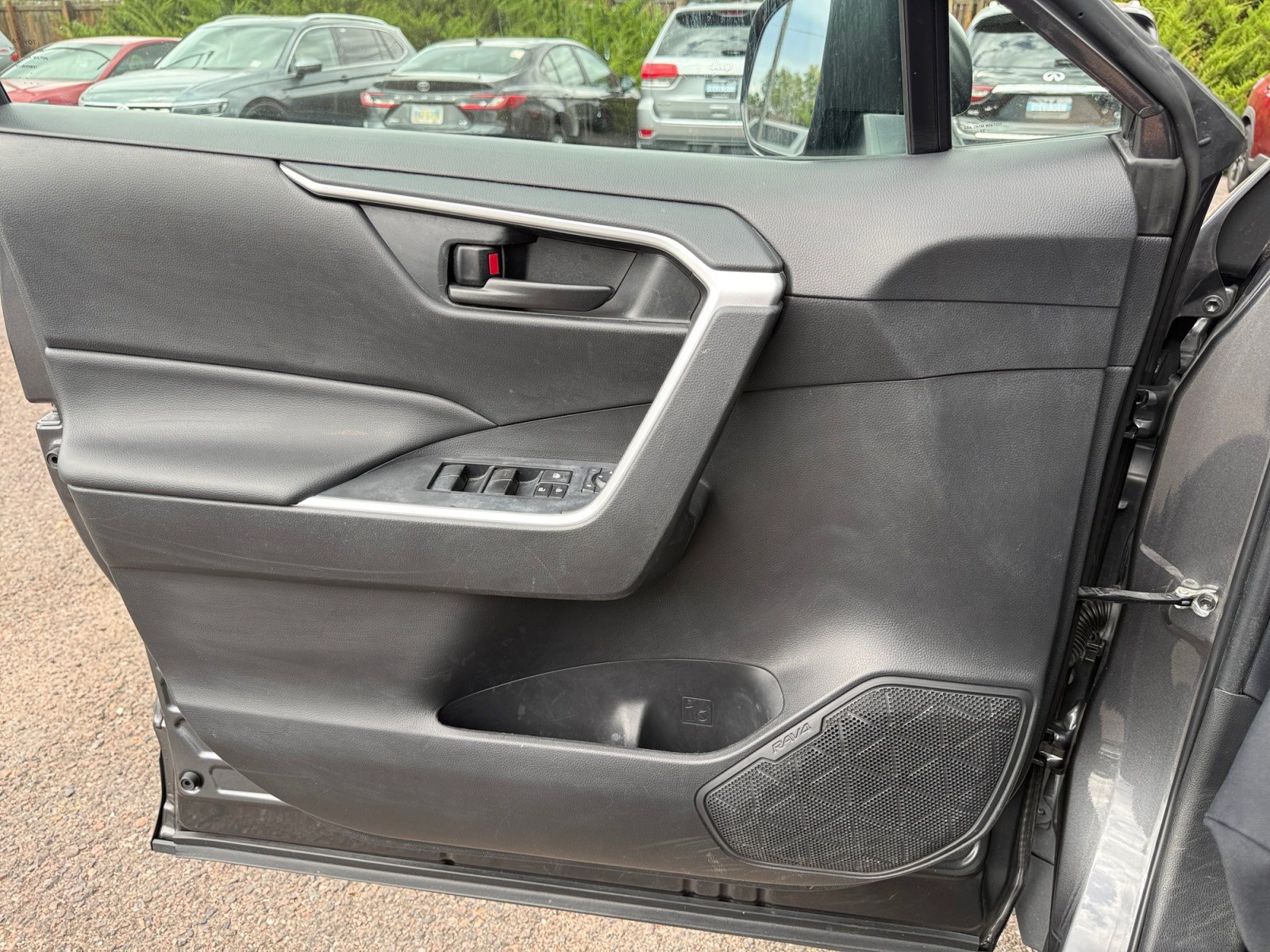 Certified 2023 Toyota RAV4 LE AWD/4WD image 13