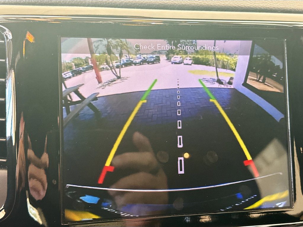 Used 2019 Jeep Grand Cherokee Limited AWD/4WD image 14