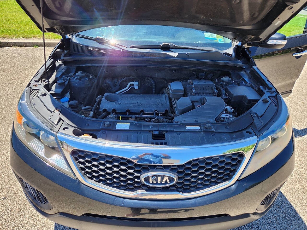 Used 2011 Kia Sorento 2WD image 16