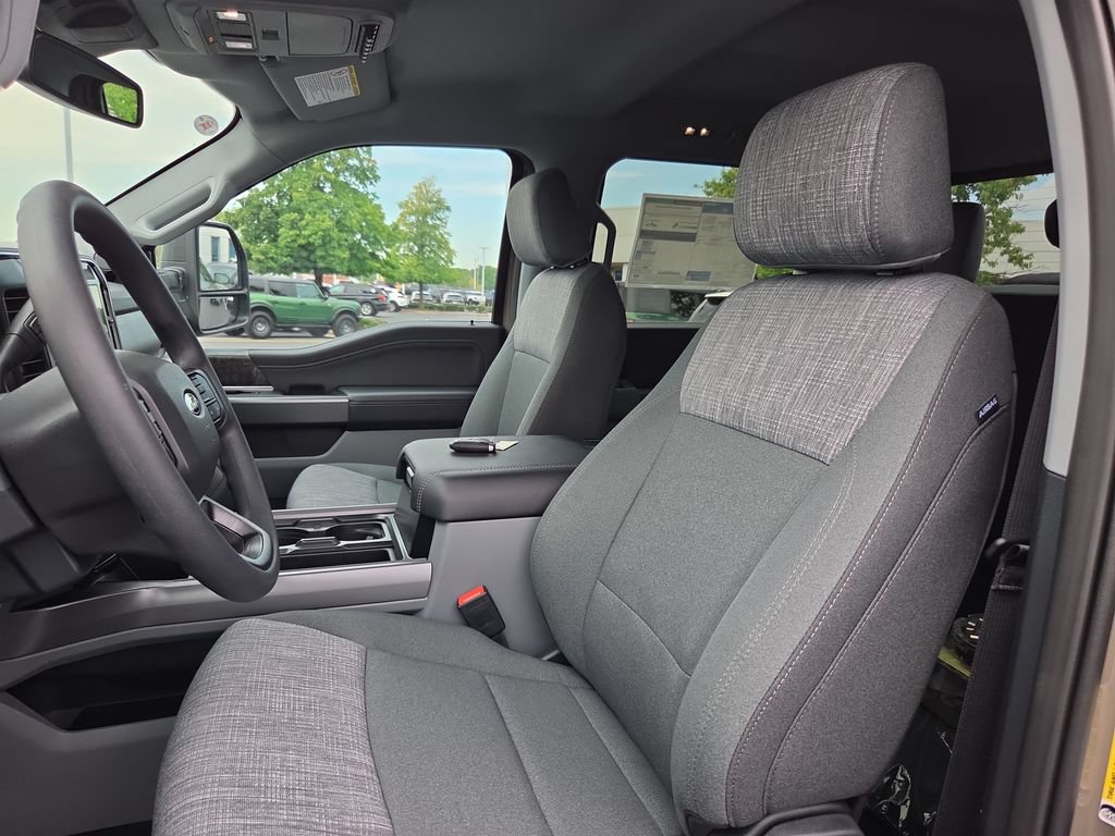 New 2027 Ford F250 XLT w/ XLT Premium Package AWD/4WD image 19