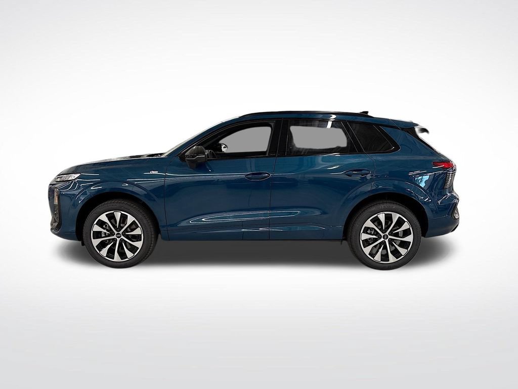 New 2026 Audi Q3 quattro 2.0T AWD/4WD image 2