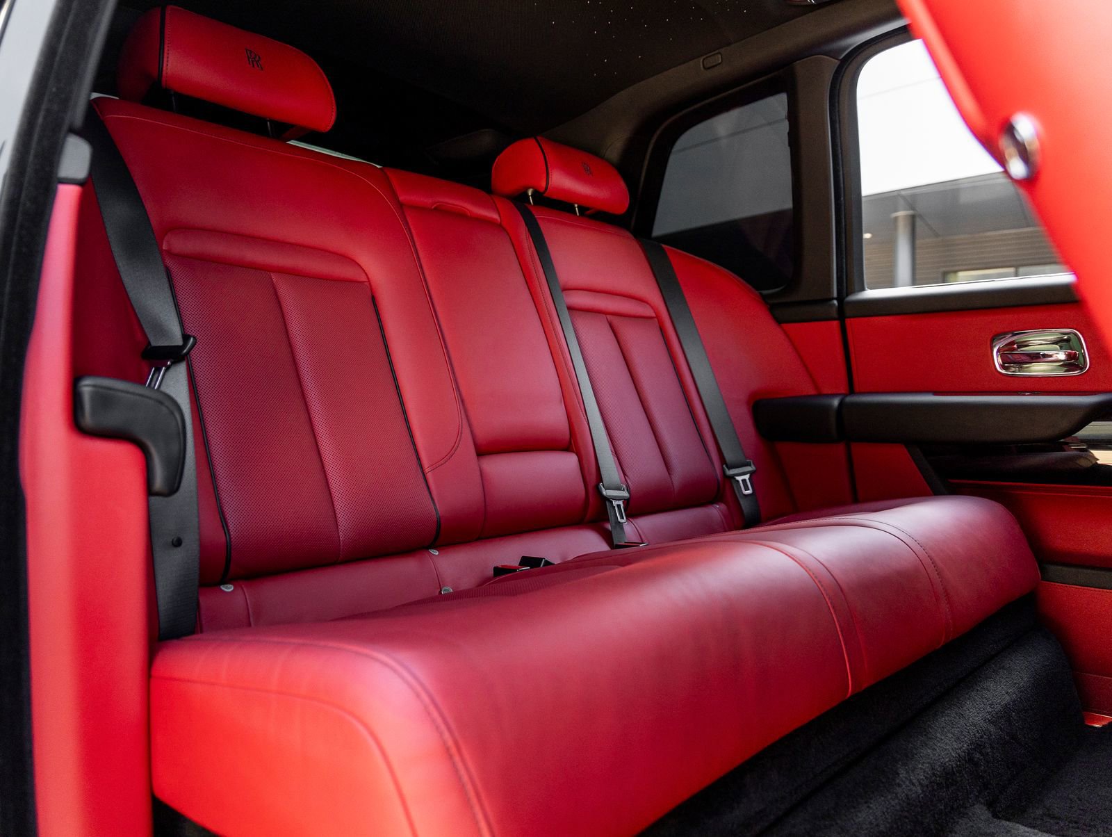 Certified 2023 Rolls-Royce Cullinan image 46