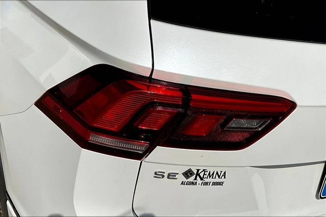 Used 2023 Volkswagen Tiguan SE R-Line AWD/4WD image 23