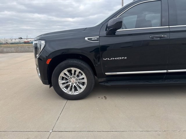 Used 2024 GMC Yukon SLT image 9