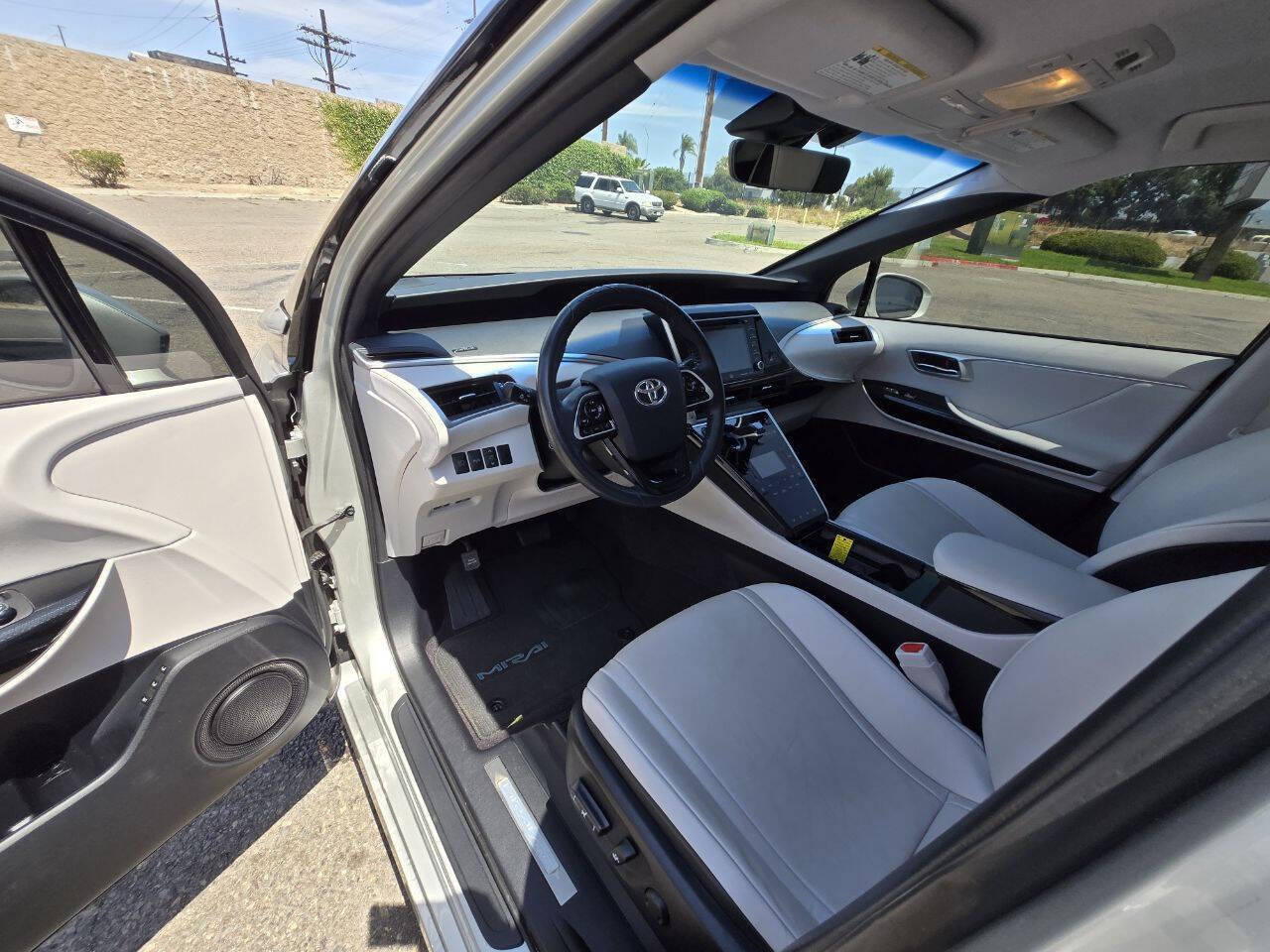 Used 2018 Toyota Mirai image 21