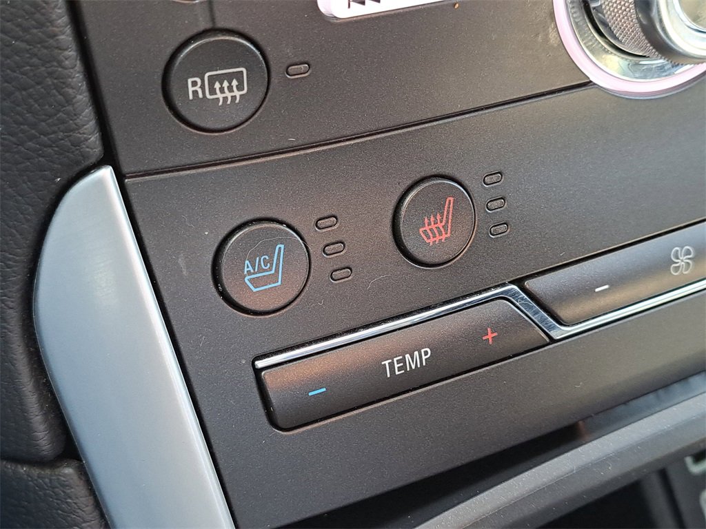 Used 2018 Ford Edge Titanium w/ Equipment Group 301A image 17