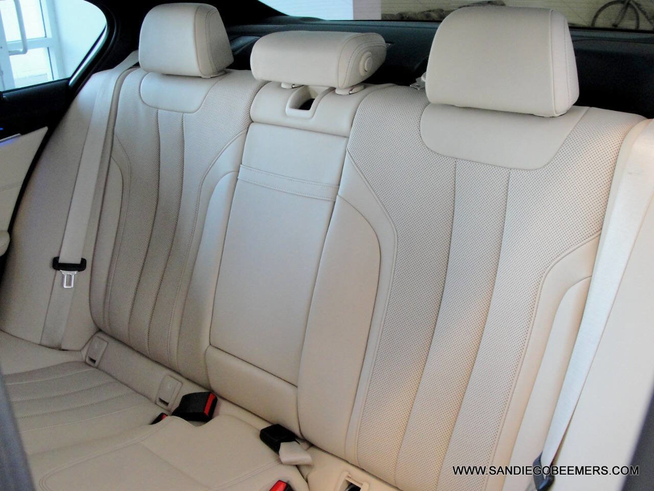 Used 2022 BMW 540i w/ M Sport Package image 85