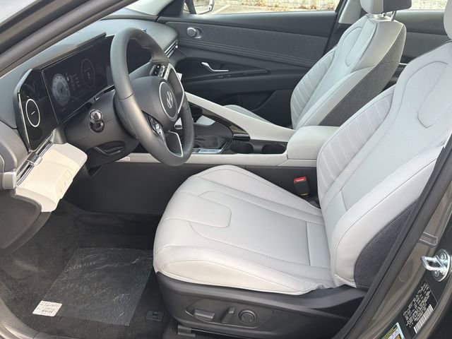 New 2026 Hyundai Elantra Limited image 9