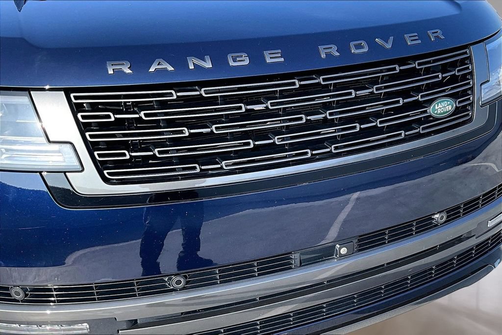 Certified 2023 Land Rover Range Rover SE AWD/4WD image 32