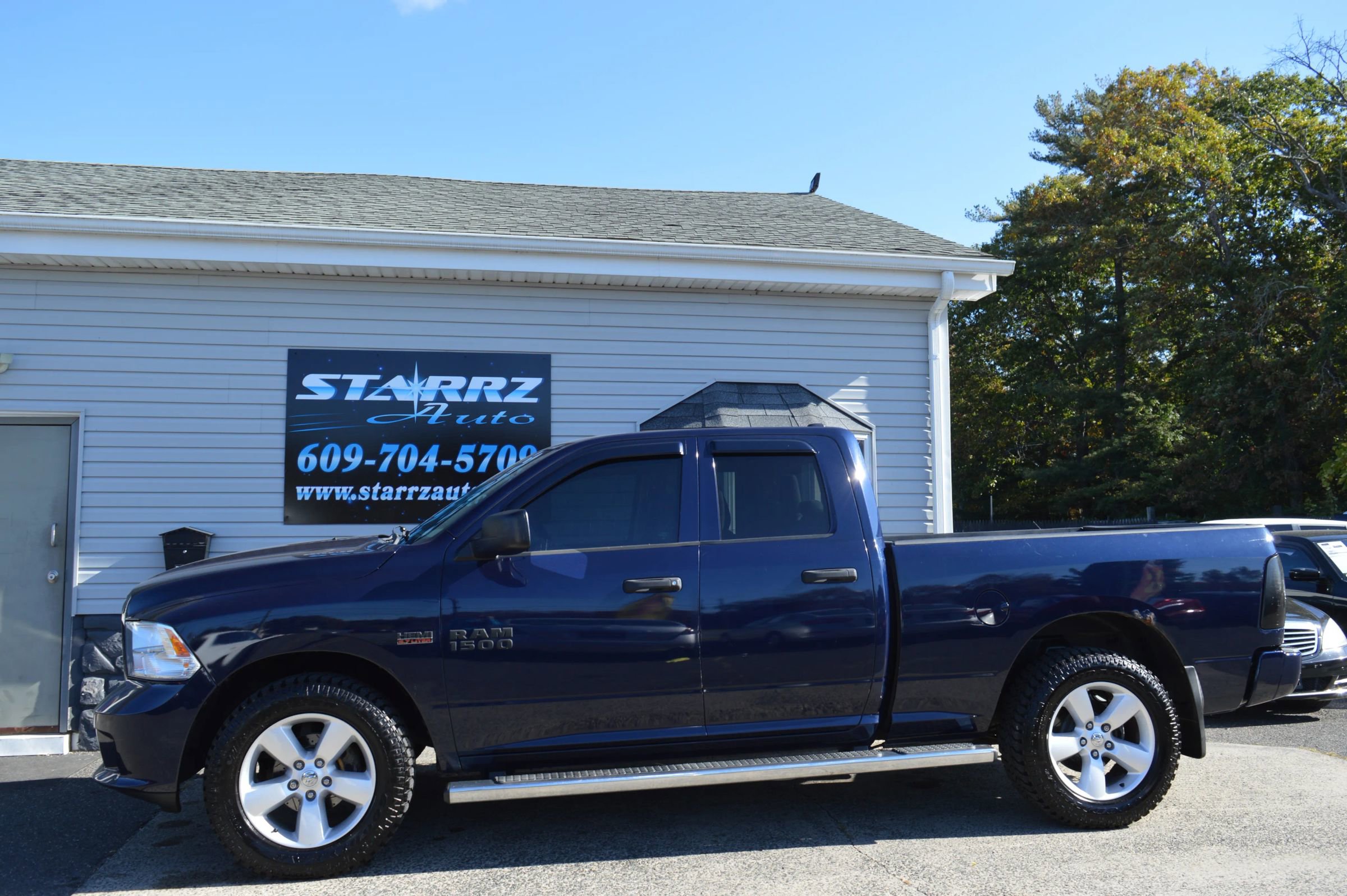 Used 2014 RAM 1500 Express image 2