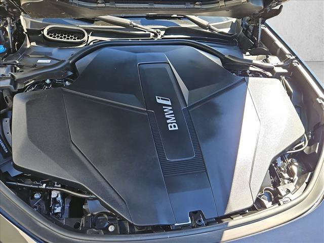 Certified 2024 BMW i7 xDrive60 AWD/4WD image 25