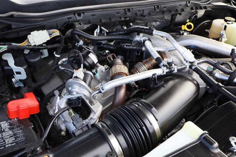 Used 2026 Ford F350 Platinum w/ Platinum Plus Package AWD/4WD image 12