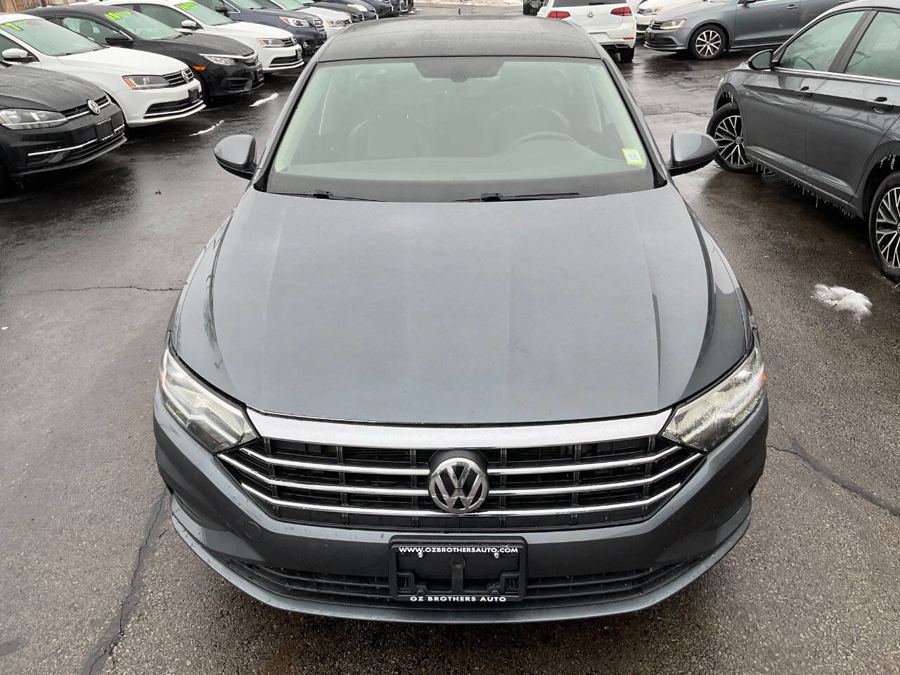 Used 2020 Volkswagen Jetta SE w/ SE Cold Weather Package image 3