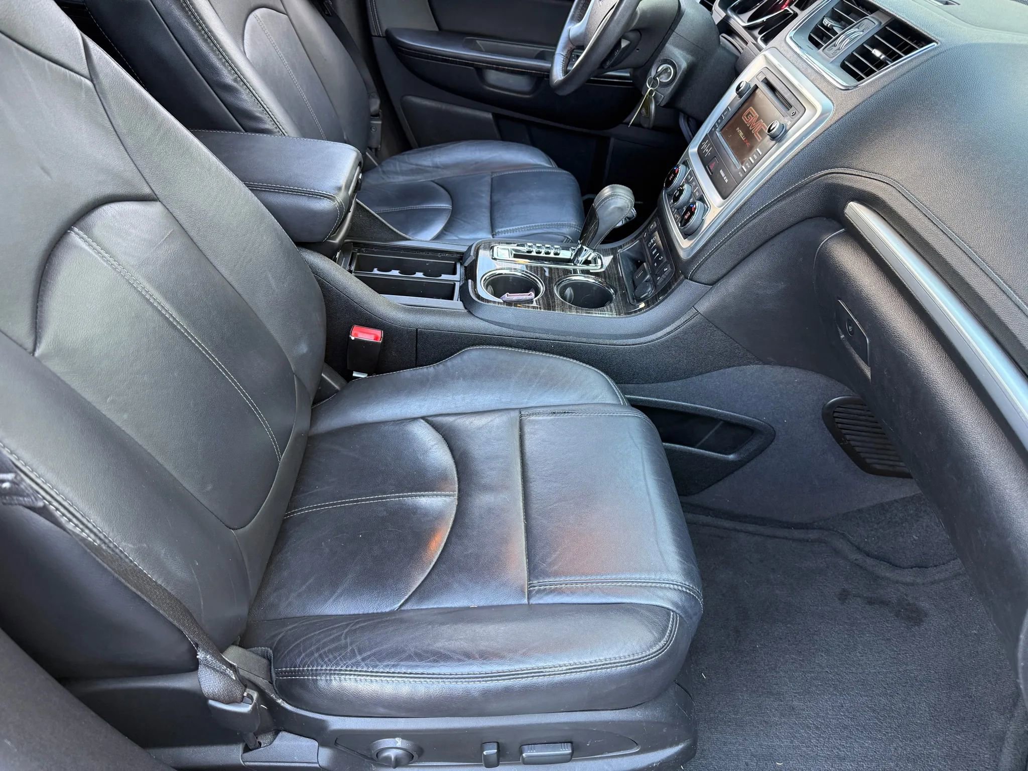 Used 2016 GMC Acadia SLT image 21